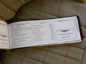 Afbeelding 72/81 van Aston Martin DB 9 Volante (2015)