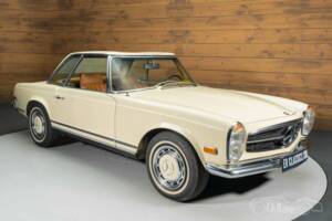 Image 12/19 de Mercedes-Benz 280 SL (1970)