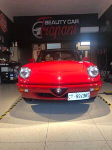 Immagine 13/17 di Alfa Romeo 2.0 Spider (1992)