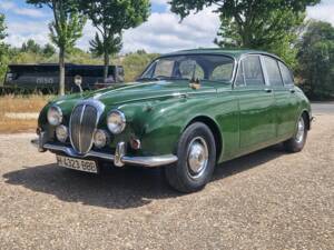 Bild 1/8 von Daimler V8-250 (1968)