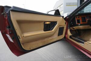 Afbeelding 28/45 van Chevrolet Corvette Convertible (1988)