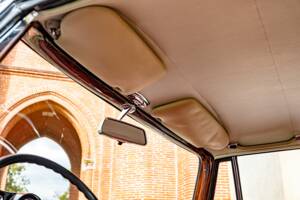 Image 31/86 of Mercedes-Benz 300 SE (1965)