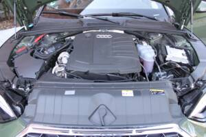 Image 6/19 of Audi A5 2.0 TDI S-Line (2024)