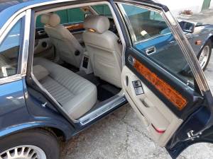 Image 23/29 of Jaguar Sovereign 3.6 (1988)