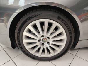 Bild 37/86 von Alfa Romeo Spider 2.2 JTS (2007)