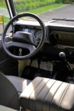 Image 11/96 of Land Rover Defender 90 (1995)