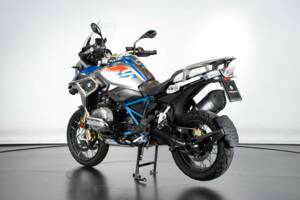 Image 2/50 of BMW DUMMY (2017)