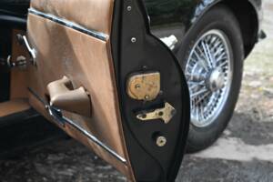 Bild 32/50 von Jaguar E-Type V12 (1974)