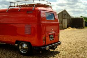 Image 9/50 of Volkswagen T1 panel van (1963)