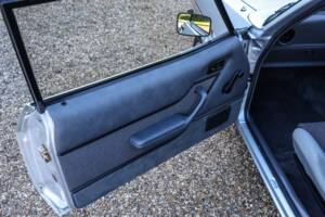 Image 31/50 of Ford Capri 2,8i (1987)