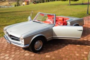 Image 5/20 de Mercedes-Benz 230 SL (1965)