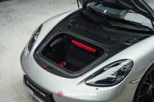 Image 12/25 of Porsche 718 Boxster (2023)