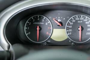 Image 20/35 of Nissan Micra C+C 1.6 (2005)