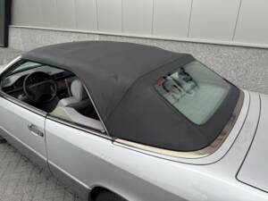 Bild 22/50 von Mercedes-Benz E 320 (1995)