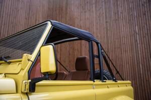 Image 18/28 of Land Rover 90 (1988)