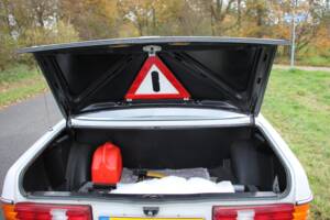 Image 22/22 of Mercedes-Benz 200 (1978)