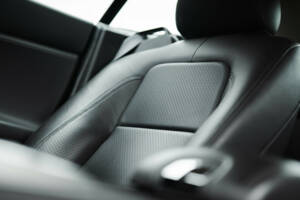 Image 29/33 of Jaguar XKR (2008)