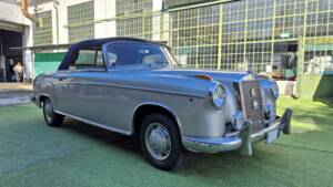 Image 50/61 de Mercedes-Benz 220 S Cabriolet (1957)
