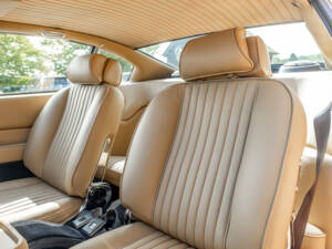 Immagine 5/71 di Aston Martin DBS V8 (1971)