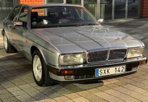 Image 7/29 de Daimler Double Six (1993)