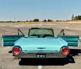 Bild 44/47 von Ford Thunderbird (1962)