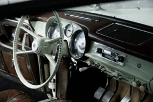 Bild 41/50 von BMW 503 (1959)