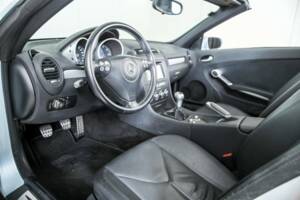 Immagine 11/50 di Mercedes-Benz SLK 200 Kompressor (2004)