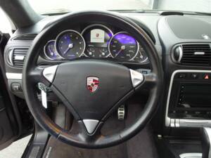 Image 41/99 of Porsche Cayenne Turbo (2007)