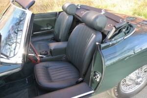 Image 10/21 de Jaguar E-Type (1969)