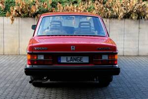 Image 16/75 de Volvo 240 (1986)