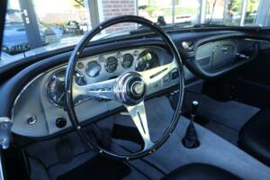 Bild 38/50 von Maserati 3500 GT Touring (1961)