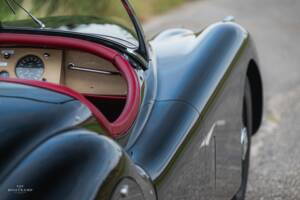 Immagine 7/21 di Jaguar XK 120 OTS (1951)