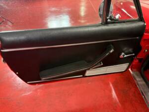 Image 15/50 de FIAT 124 Spider CS1 (1978)