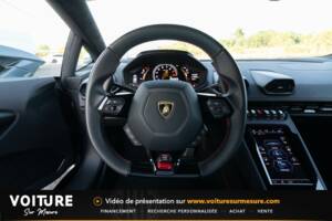 Image 9/32 of Lamborghini Huracán EVO (2020)