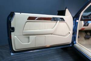 Bild 10/30 von Mercedes-Benz 300 CE-24 (1993)