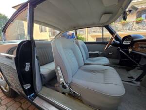 Image 17/38 of Lancia Flavia 1.8 (Pininfarina) (1963)