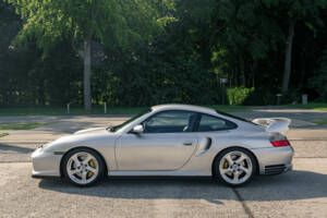 Image 11/51 of Porsche 911 GT2 (2001)