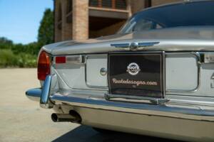 Image 30/50 de Jaguar XJ 6 4.2 (1970)