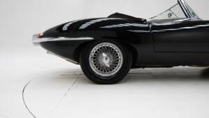 Bild 15/15 von Jaguar E-Type 4.2 (1966)