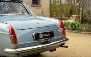 Image 11/88 of Peugeot 404 Coupé (1968)