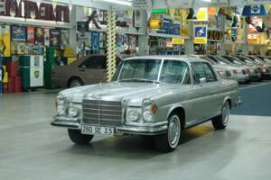 Image 1/50 of Mercedes-Benz 280 SE 3,5 (1970)
