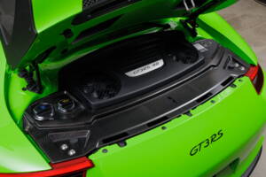 Bild 40/42 von Porsche 911 GT3 RS Weissach (2019)