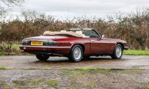 Image 3/50 of Jaguar XJS 5.3 V12 (1993)