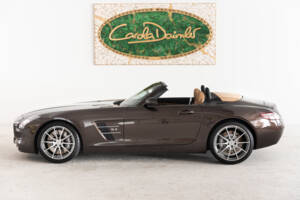 Image 5/59 de Mercedes-Benz SLS AMG Roadster (2012)