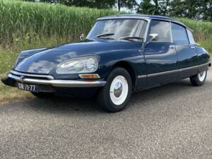 Afbeelding 5/8 van Citroën D Super (1971)