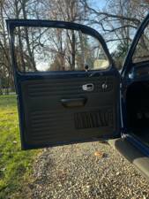 Image 14/21 of Volkswagen Beetle 1200 (1969)