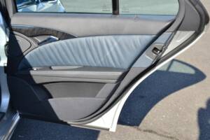 Imagen 10/100 de Mercedes-Benz E 55 AMG (2003)