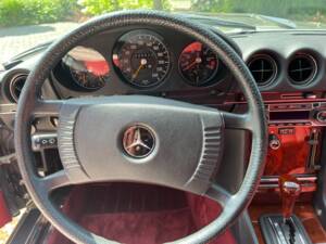Image 20/43 de Mercedes-Benz 350 SLC (1974)