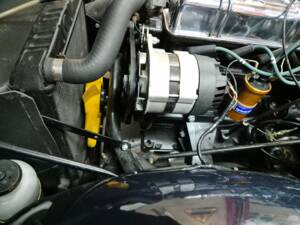 Image 66/100 of Triumph TR 6 PI (1971)
