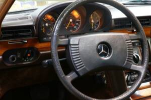 Bild 14/23 von Mercedes-Benz 280 SE (1979)